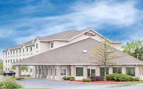 Baymont Hotel Freeport Il